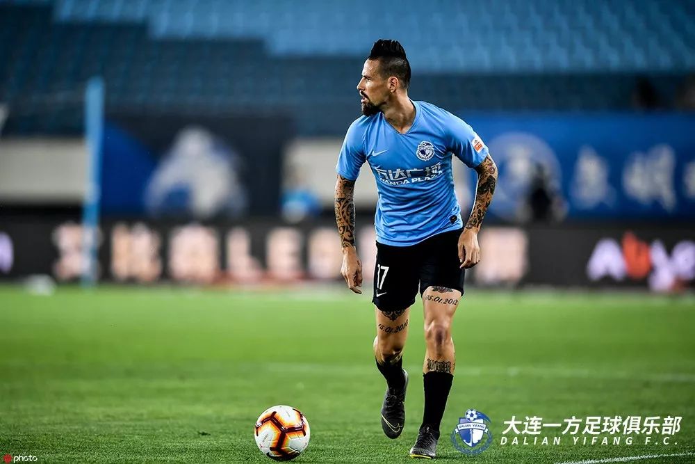 大连一方博阿滕转身分球过人,博阿滕最新战报