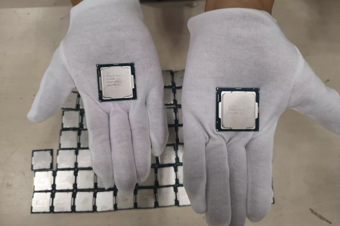 男子戴275万手表违法吗,戴3000万手表过海关被查