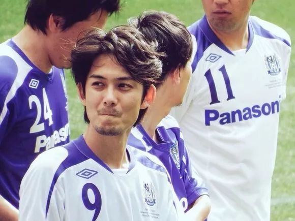 这个曾经惊艳亚洲的18岁少年,是多少人心中的白月光