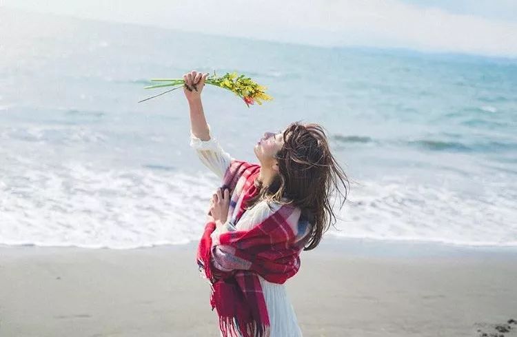 这样拍背影真的太好看了,怎样拍侧脸好看霸气