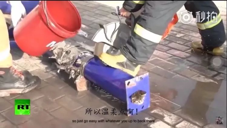 消防员才是人们心目中真正的超人,万能的消防员比什么都有安全感