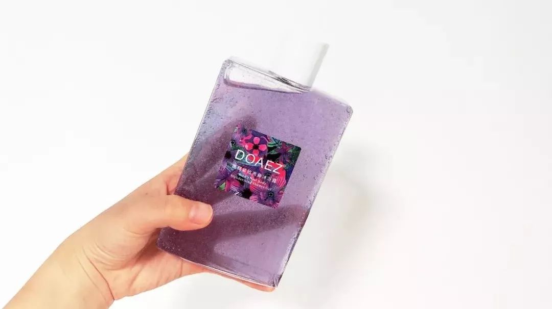 滋养修复并且能美白的沐浴露,既能洗澡又能洗脸的沐浴露