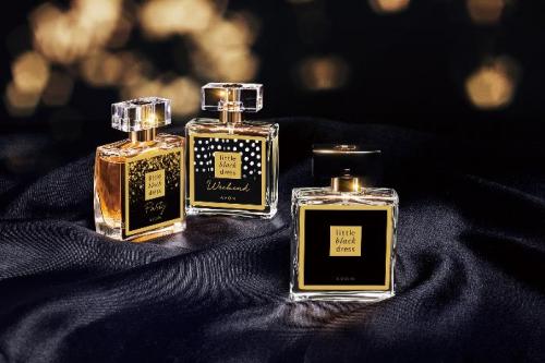 雅芳小黑裙唯品会,朱正廷代言的雅芳香体乳