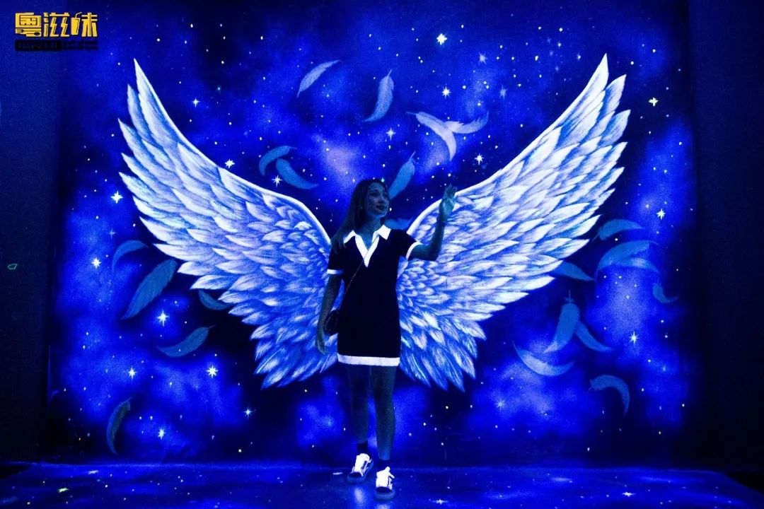 夏日花式玩法！极致视觉体验+五星级海鲜大餐，99元潮玩一整天