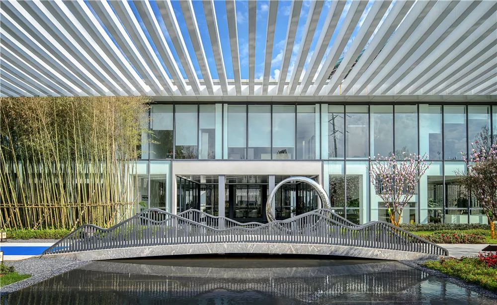 昆明中梁首府最新进展,昆明中梁首府风格