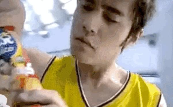 那些年周杰伦代言,那些年周杰伦拍过的广告