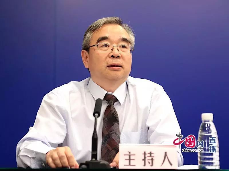 健康中国行动推进委员会办公室召开新闻发布会，解读“健康中国行动”之中小学健康促进行动有关情况