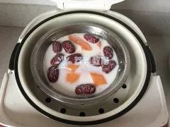 催乳汤木瓜牛奶,催乳木瓜炖牛奶怎么做