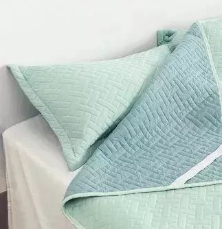 官方正品乳胶冰丝凉席,温度太高推荐一款冰丝凉席