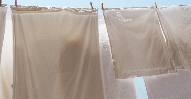 洗枕头黄渍小妙招,枕头套油腻发黄咋办