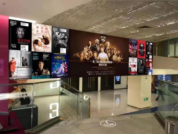 哈姆雷特卷福版的剧情介绍,哈姆雷特卷福哪里可以看