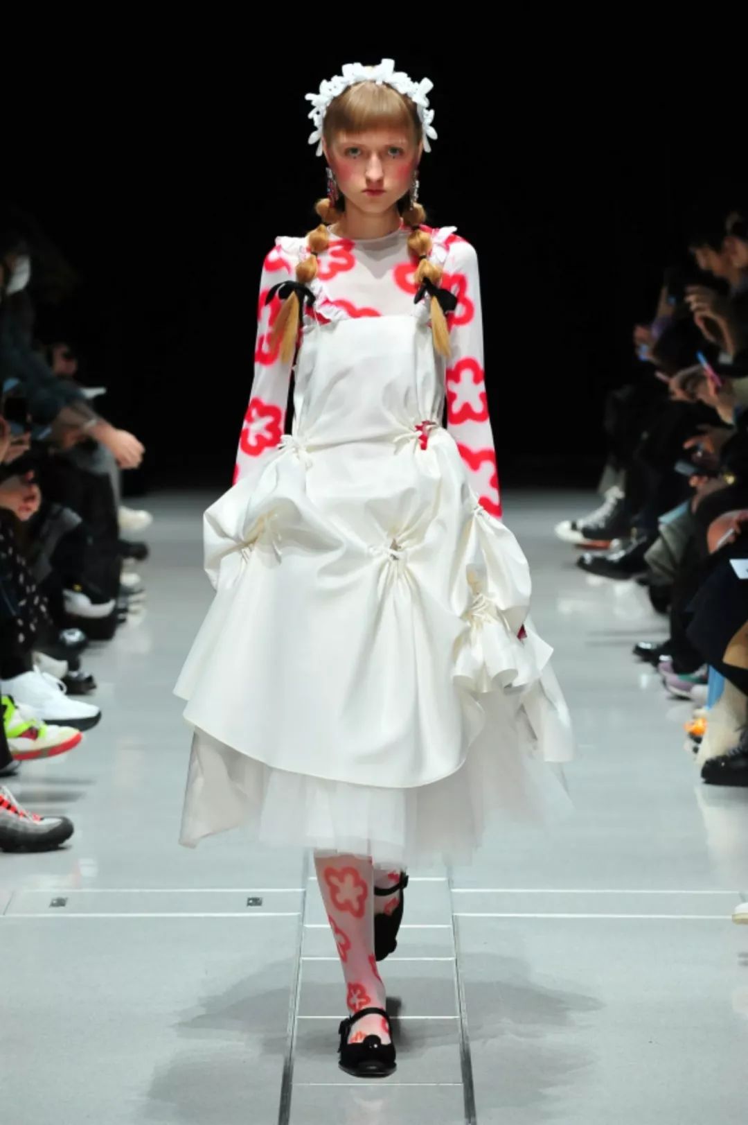 21年秋冬女装流行趋势,21年秋冬女装流行色