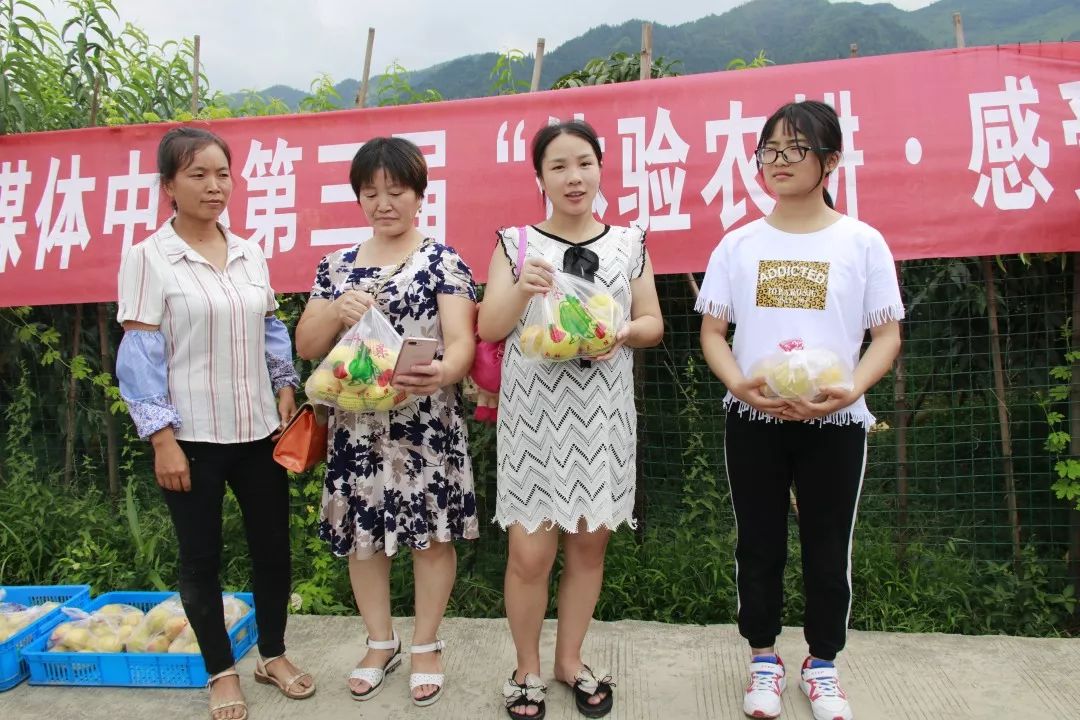 购购购！今天这里超热闹