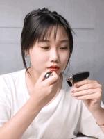 OMG李佳琦推荐的口红会结块？你真的要买它吗