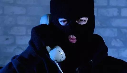 一分钟教你拦截这些骚扰诈骗电话,诈骗电话对付诈骗电话