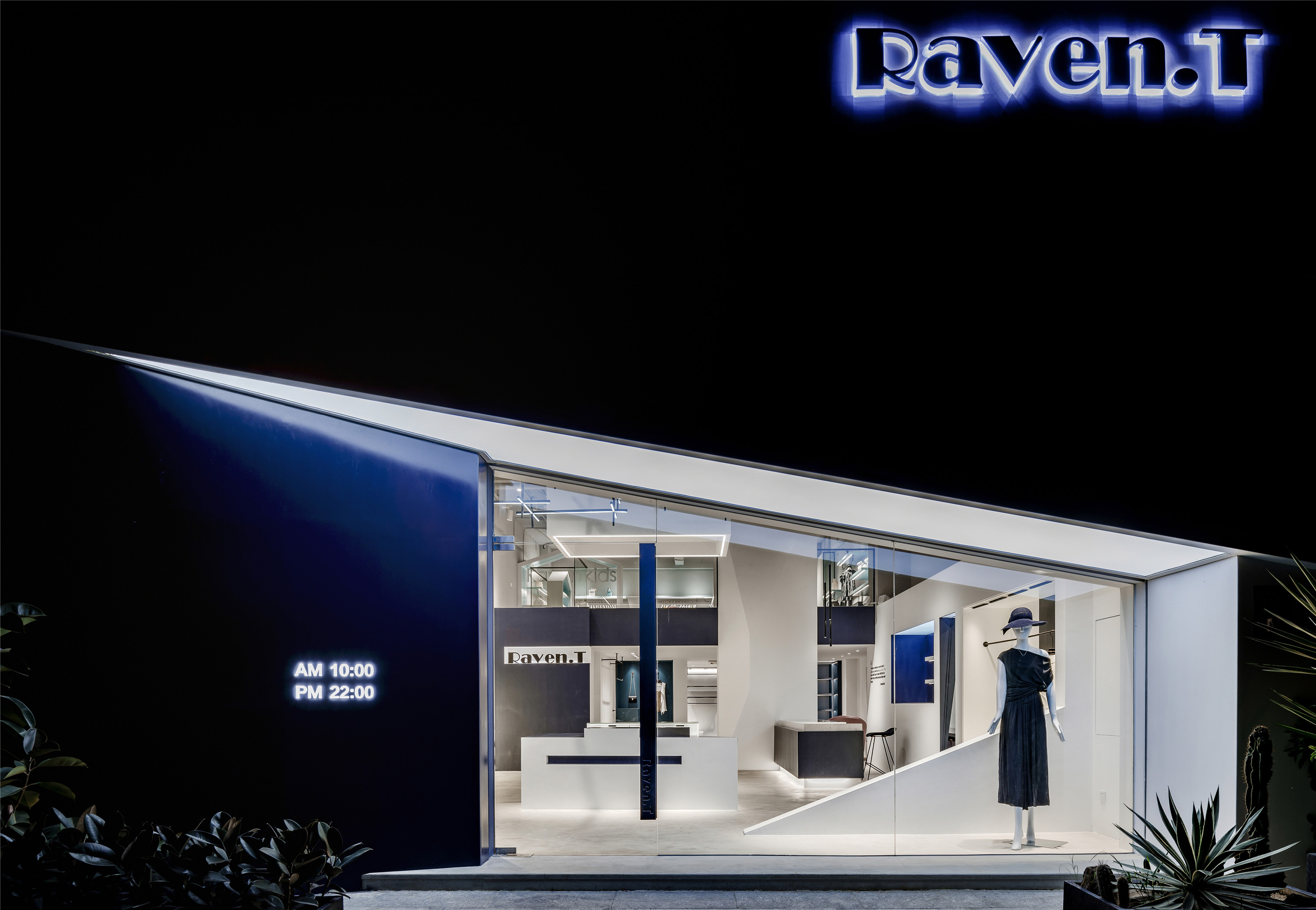 叁研社设计丨Ravent.T沉浸式女装体验店