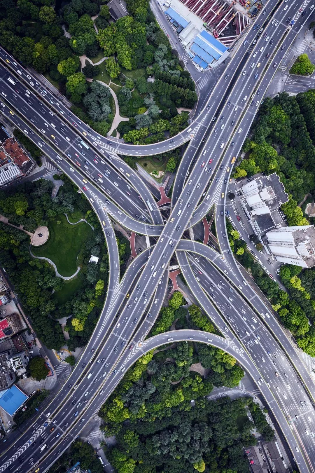 立交桥和高架桥哪个好用,交子立交桥