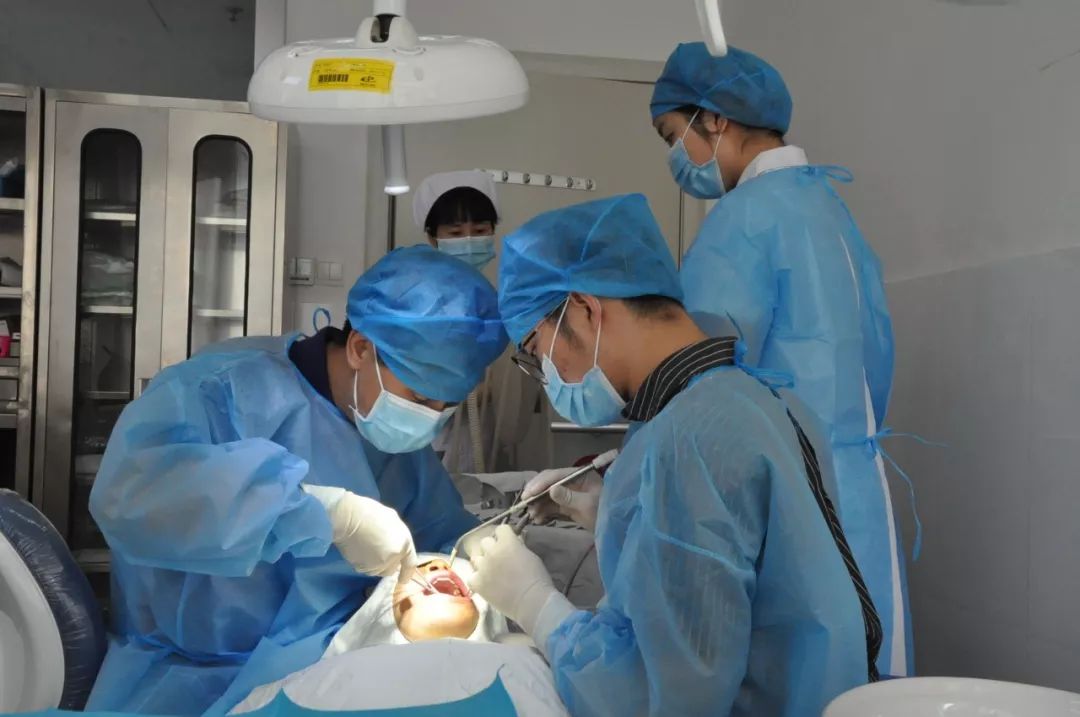 杰出的他们，为我们的健康保驾护航