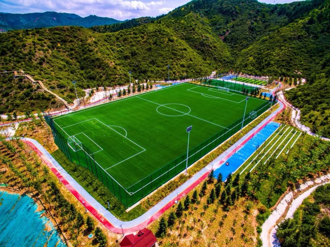 最漂亮的足球场外景,足球场超美视角