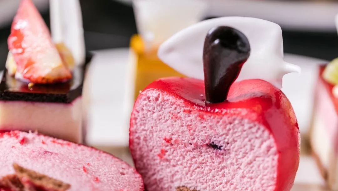 超豪华星级体验自助!129元即可体验360°江景环绕