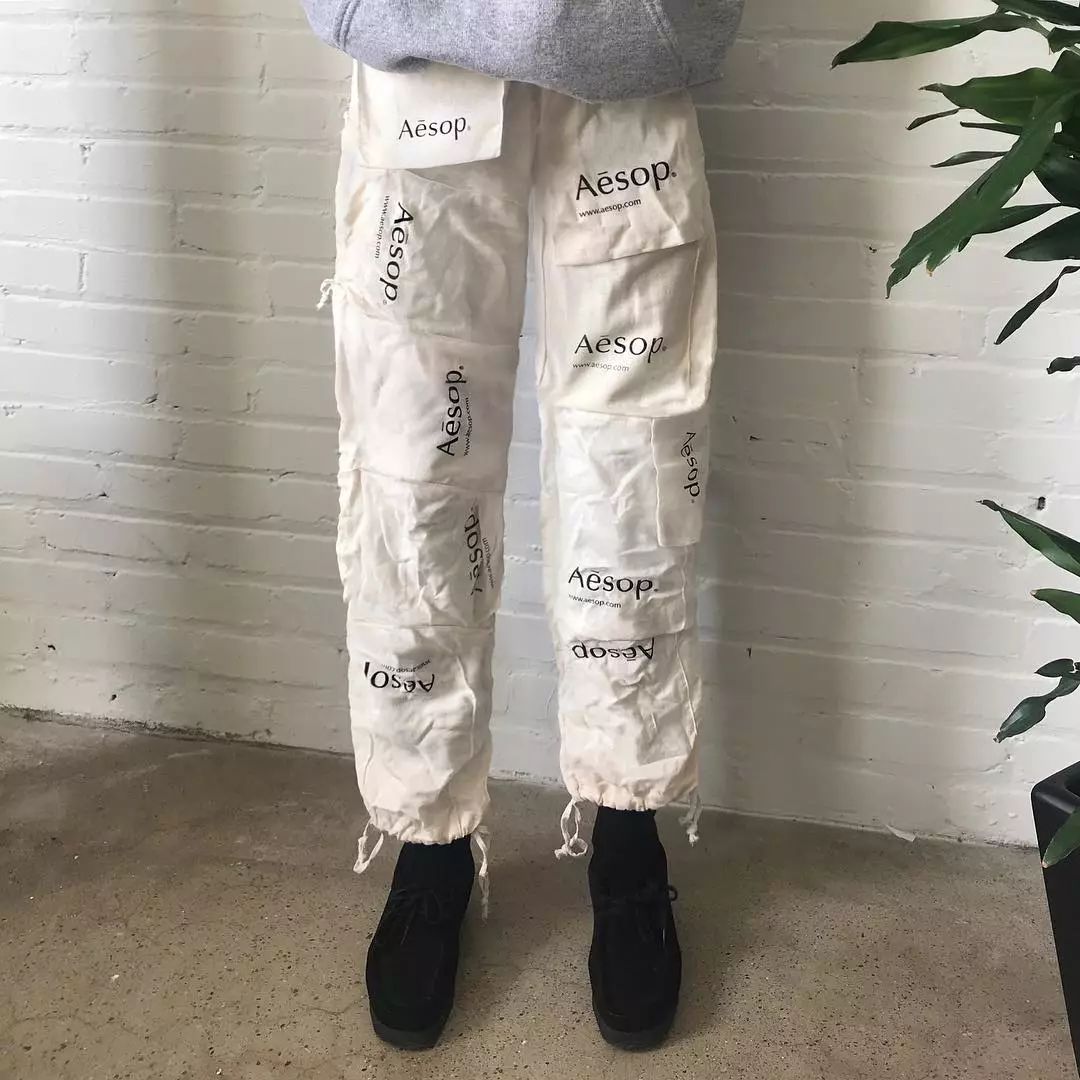 现在年轻人无聊,为啥现在年轻人恋爱那么无聊