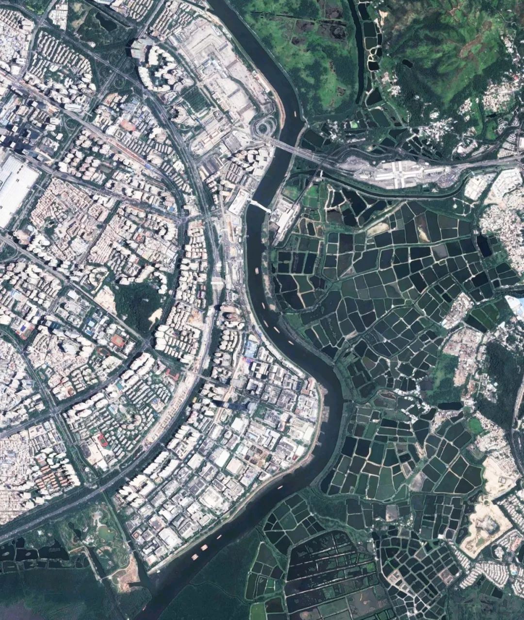 香港跟内地的关系,香港和内地的区别