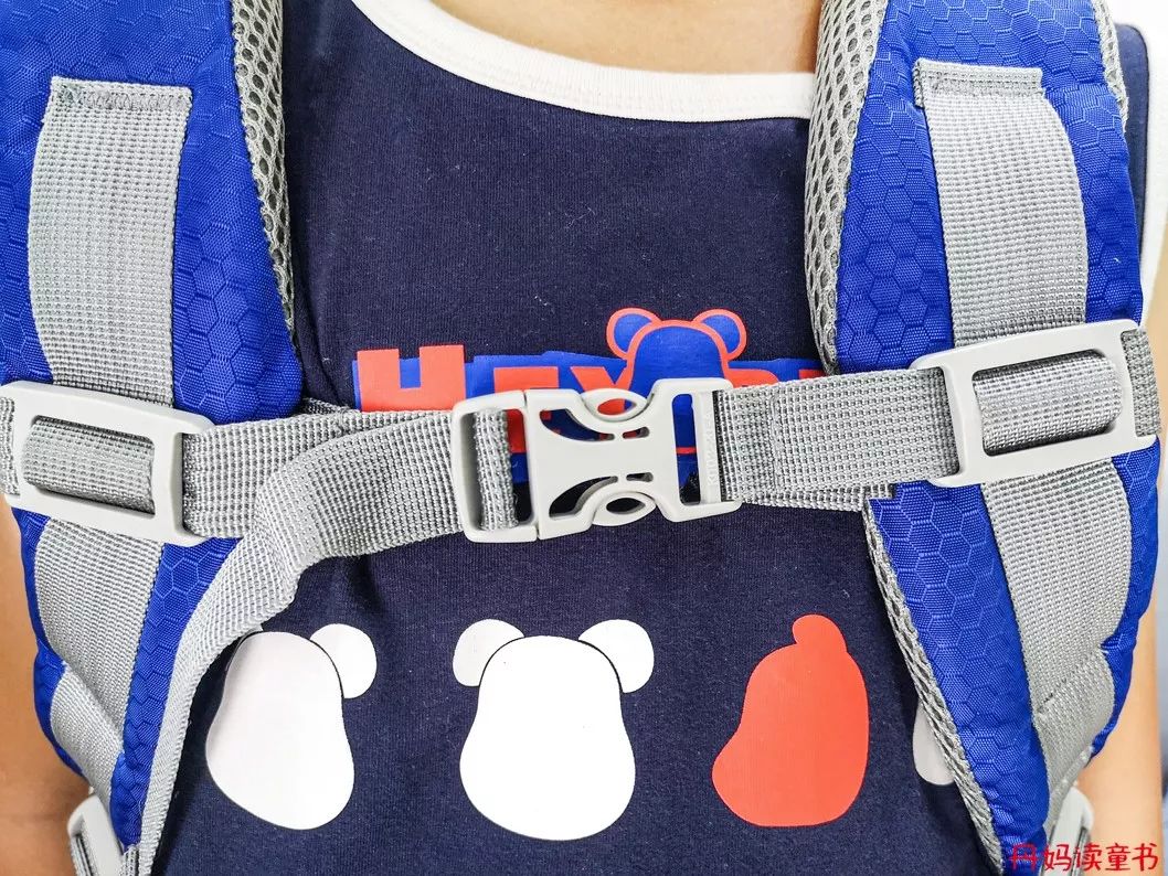 背背佳矫正驼背书包,驼背书包怎么挑选