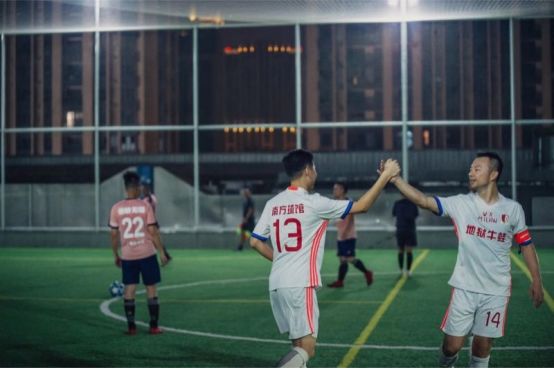 分会丨无锡米兰：联赛第三轮--多点开花胜曼联，继续领跑积分榜