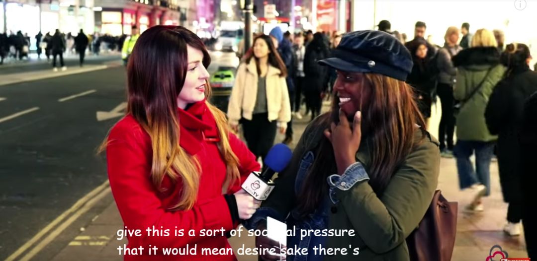 女人主动提起和男朋友住一起,女人主动和男人谈恋爱了