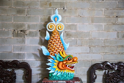 揭秘番禺灰塑“威水史”：最贵石绿色颜料一匙两三百元