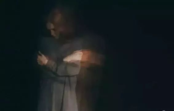 女人吸食毒品会有什么后果,女性吸食毒品危害