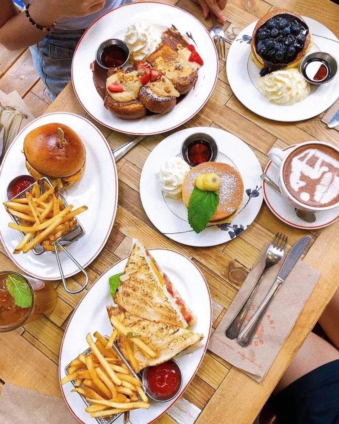 celine香水彰显100ml多少钱,celine的100ml香水