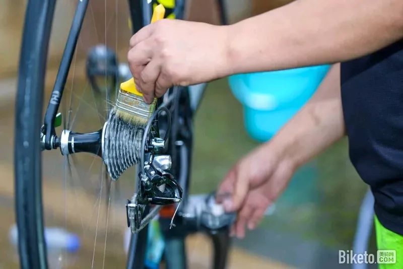 骑行自行车链条怎么维护,骑行中如何正确变速才丝滑