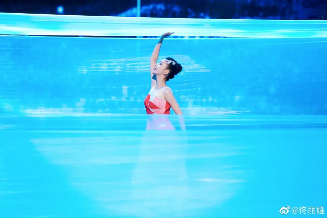 瑞酱长草日记丨佟丽娅的美貌又上了热搜！凭啥