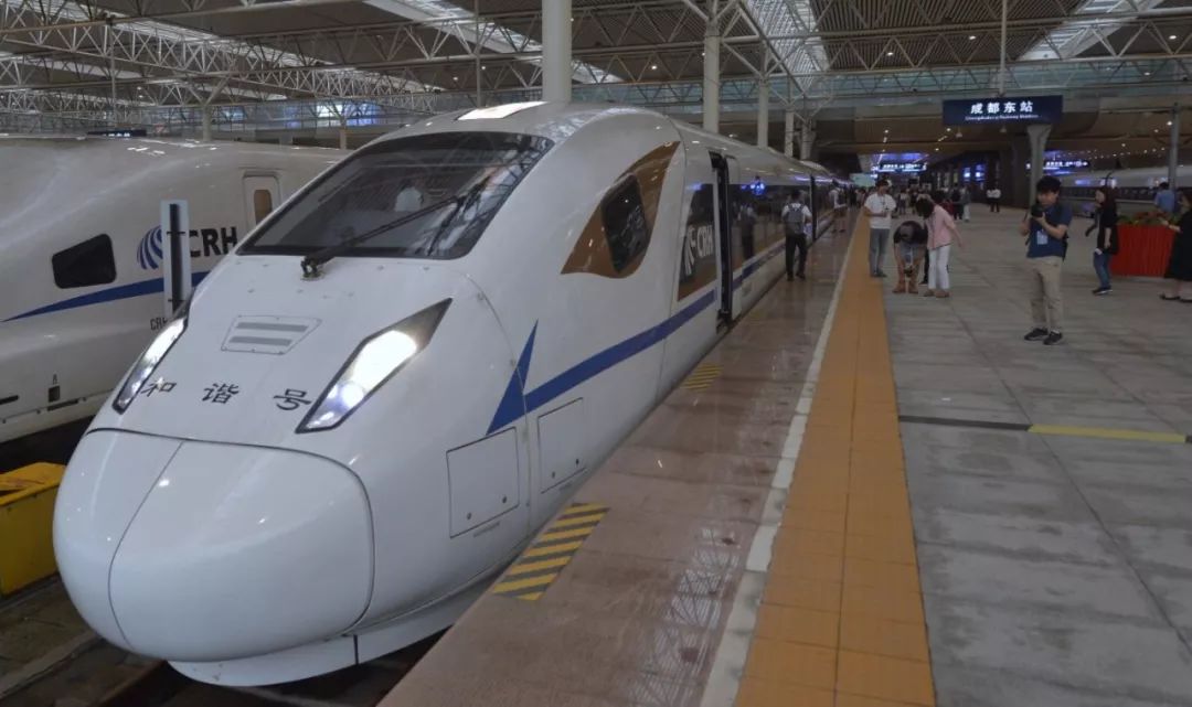 国庆假期首日火车票开抢,国庆火车票抢票攻略图