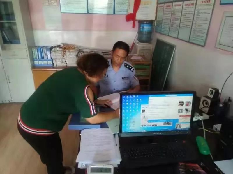 开学啦!璧山公安送来“平安礼”