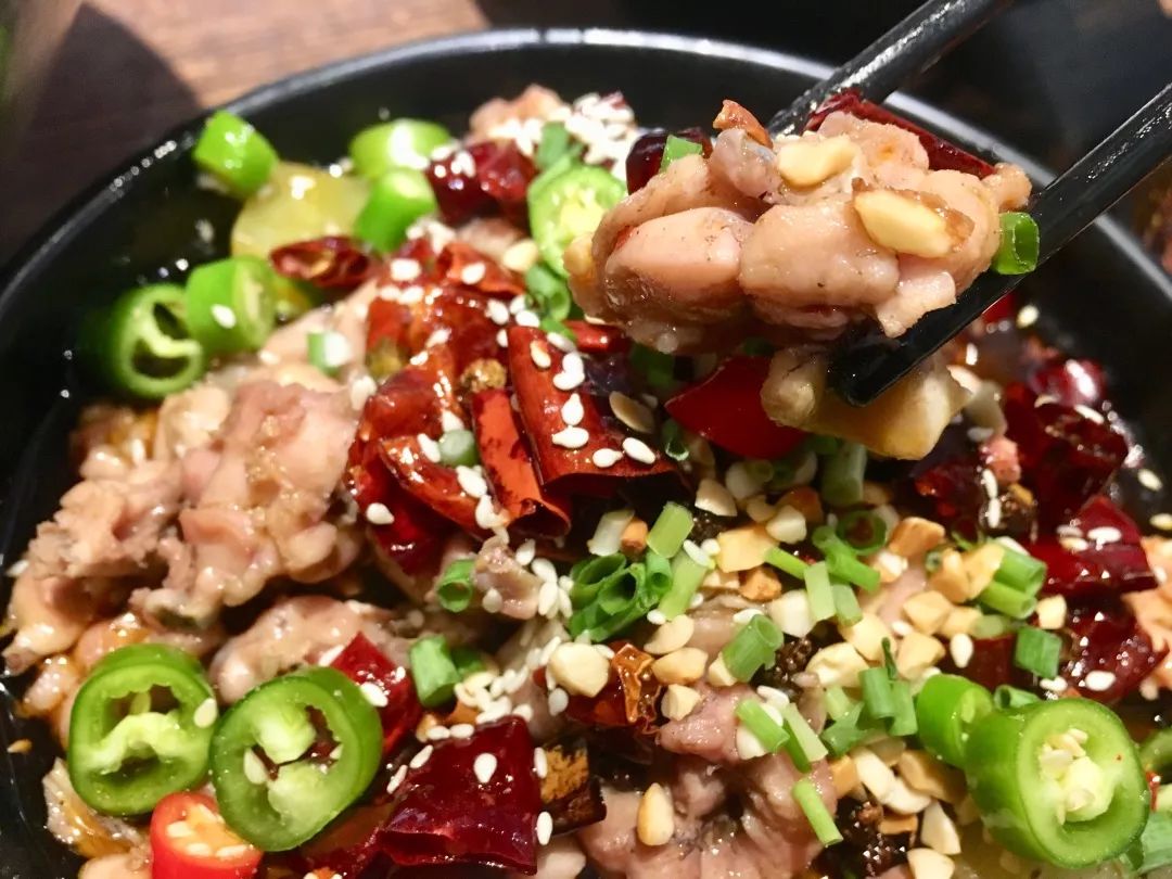 姝ｅ崡榻愬寳鐏攨涓蹭覆鍥㈣喘,姝ｅ崡榻愬寳鐏攨涓蹭覆