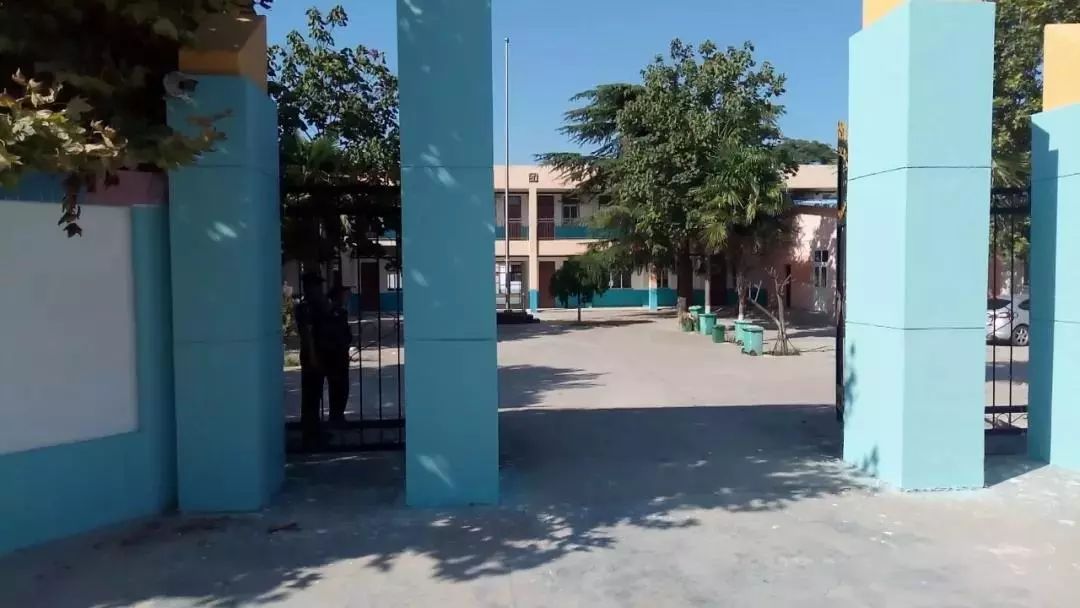 开学啦撒贝宁,开学啦手势舞完整版3分钟