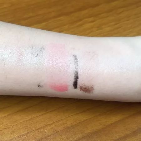 眼唇卸妆液第二代,哪款眼唇卸妆液好