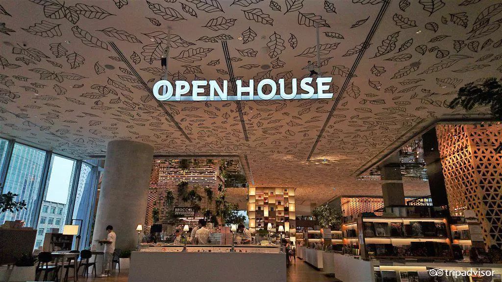 签证刚办下来可以直接去澳门吗,签证下来就可以买机票了吗