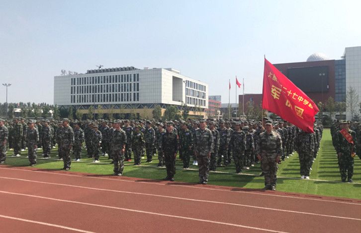 太原二十七中学记录校园生活,校园街拍太原二十七中