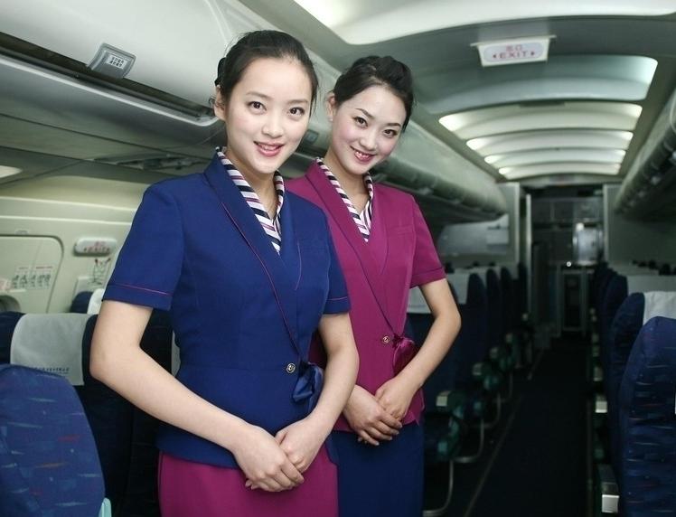 空姐坐飞机需要什么条件,坐飞机有讲究这样选座位