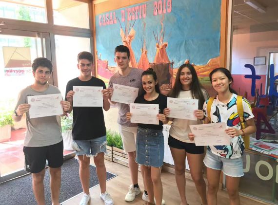 9岁进入省队,9岁入选国家乒乓球少年队