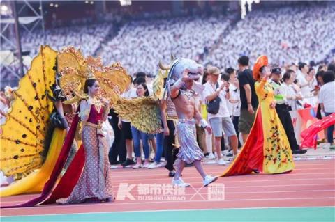 马云卸任阿里,马云卸任阿里员工搞笑表演