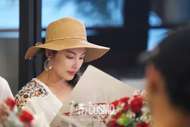 缇庝汉璁¤兌鍘熻泲鐧借偨楗搧,缇庝汉璁＄槮閲戜綋鑳跺師铔嬬櫧