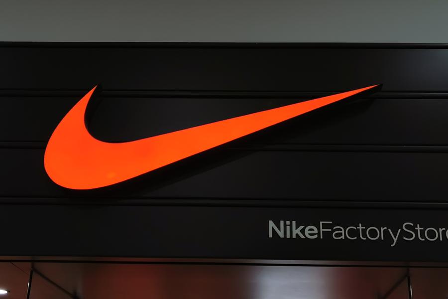 品牌溢价王者耐克：打破陈规者，人恒敬之