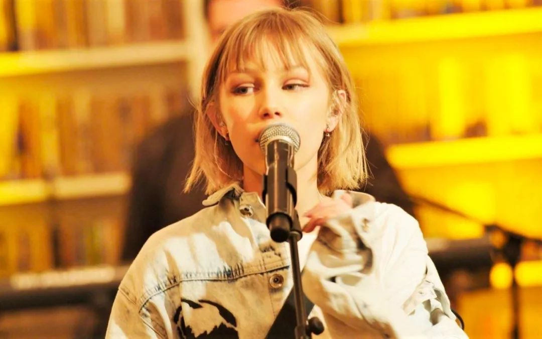 出名要趁早歌曲,出名要趁早配音