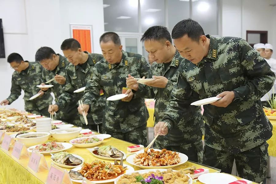 军营“厨神”初长成，三尺灶台显身手——记一次香味满满的培训