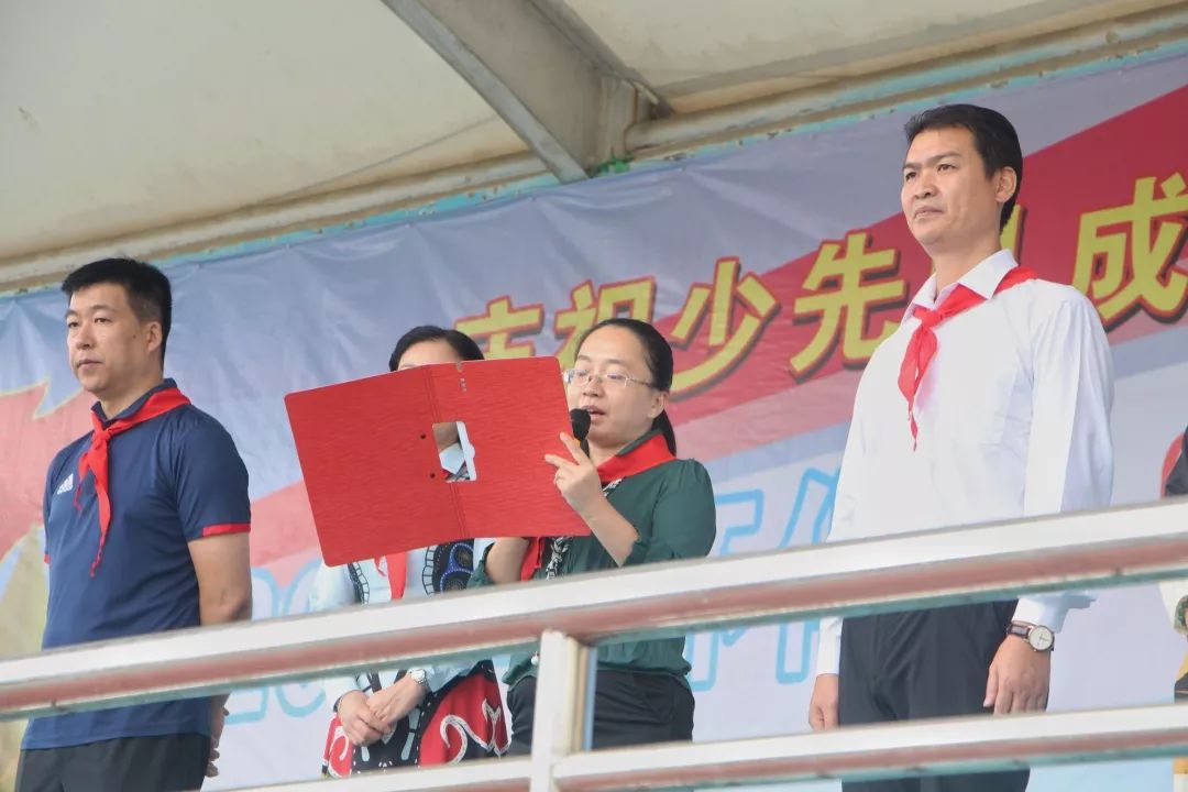 五人制足球比赛大连,怀化市小学生足球比赛视频