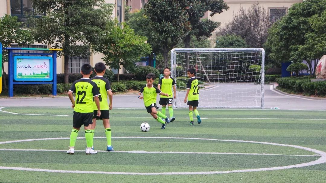 怀化市青少年足球队,怀化青少年足球联赛男子组成绩